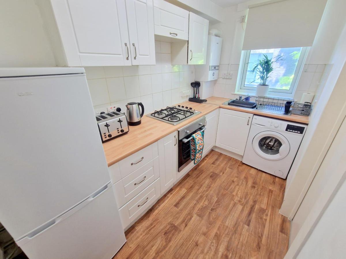 דירות לונדון Flat In Battersea, 5 Minutes From Clapham Junction Station מראה חיצוני תמונה